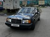 Mercedes-Benz E 260 1990 годаүшін1 150 000 тг. в Петропавловск – фото 4