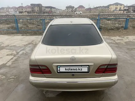 Mercedes-Benz E 320 2001 года за 3 400 000 тг. в Актау – фото 9