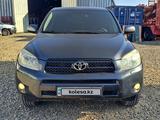 Toyota RAV4 2006 годаүшін7 500 000 тг. в Атырау