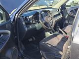 Toyota RAV4 2006 годаүшін7 500 000 тг. в Атырау – фото 5