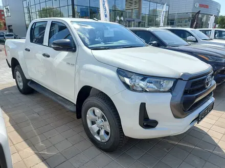 Toyota Hilux Comfort 2022 года за 22 750 000 тг. в Костанай