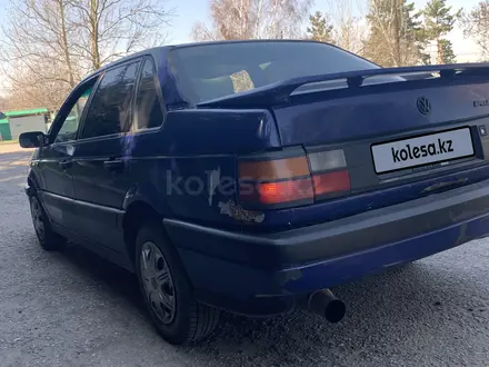 Volkswagen Passat 1992 года за 950 000 тг. в Алматы – фото 7