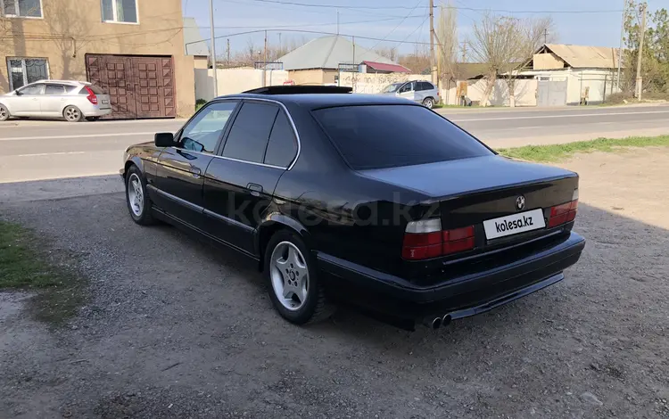 BMW 525 1993 года за 2 100 000 тг. в Шымкент