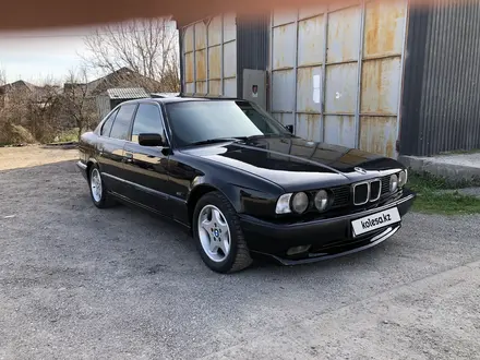 BMW 525 1993 года за 2 100 000 тг. в Шымкент – фото 3