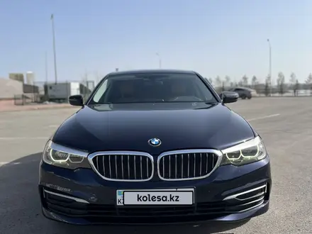 BMW 520 2018 года за 13 300 000 тг. в Астана