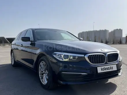 BMW 520 2018 года за 13 300 000 тг. в Астана – фото 13