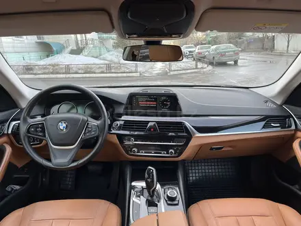 BMW 520 2018 года за 13 300 000 тг. в Астана – фото 15