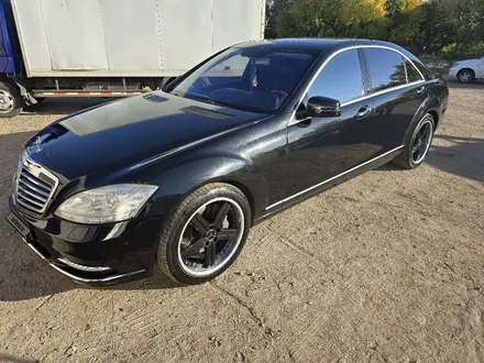 Mercedes-Benz S 500 2007 года за 7 500 000 тг. в Астана – фото 12