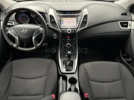 Hyundai Elantra 2015 года за 7 000 000 тг. в Атырау – фото 8