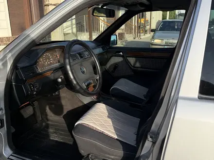 Mercedes-Benz E 200 1991 года за 2 300 000 тг. в Шымкент – фото 9