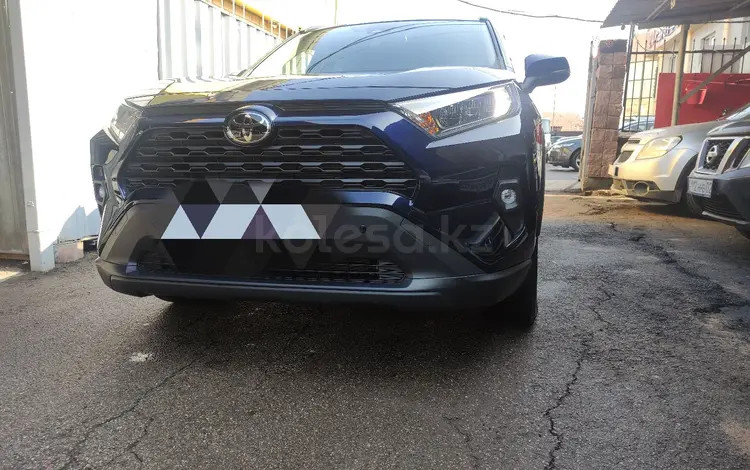 Toyota RAV4 2022 года за 20 500 000 тг. в Алматы