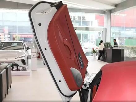 MG Cyberster 4WD 2024 года за 27 500 000 тг. в Алматы – фото 11