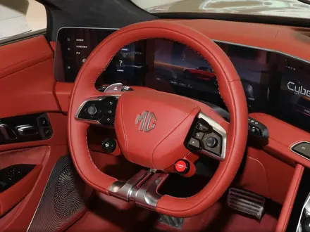 MG Cyberster 4WD 2024 года за 27 500 000 тг. в Алматы – фото 17