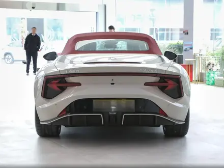 MG Cyberster 4WD 2024 года за 27 500 000 тг. в Алматы – фото 9