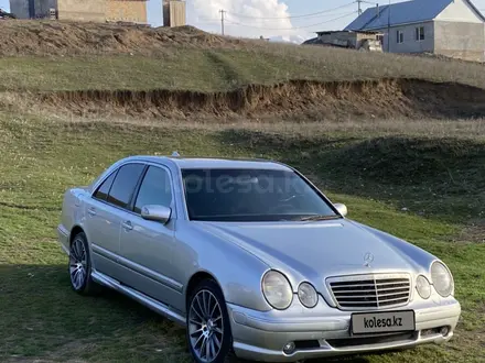 Mercedes-Benz E 320 2002 года за 3 000 000 тг. в Алматы