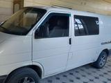 Volkswagen Transporter 1998 годаүшін2 700 000 тг. в Шымкент