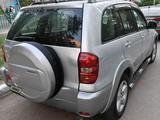 Toyota RAV4 2005 годаүшін5 800 000 тг. в Шахтинск – фото 4