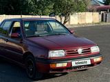 Volkswagen Vento 1992 годаfor1 500 000 тг. в Шымкент – фото 3