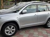 Toyota RAV4 2007 года за 8 500 000 тг. в Алматы – фото 2