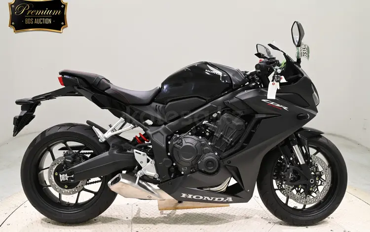 Honda  CBR650R 2023 годаүшін6 990 000 тг. в Шымкент