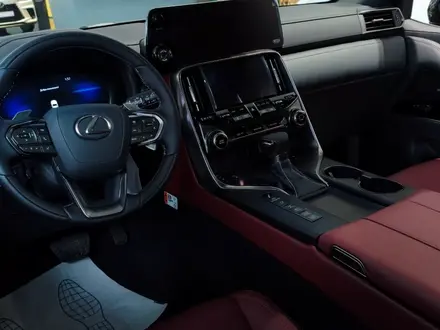 Lexus LX 600 Luxury 7S 2026 годаүшін88 022 400 тг. в Актобе – фото 5