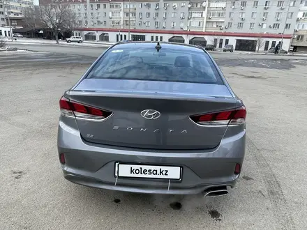 Hyundai Sonata 2018 года за 8 500 000 тг. в Атырау – фото 6