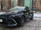 Toyota Camry 2023 года за 17 000 000 тг. в Астана – фото 2