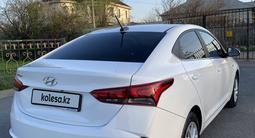 Hyundai Accent 2021 года за 7 990 000 тг. в Шымкент – фото 3