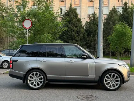 Land Rover Range Rover 2018 года за 34 800 000 тг. в Алматы – фото 15