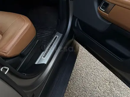 Land Rover Range Rover 2018 года за 34 800 000 тг. в Алматы – фото 19