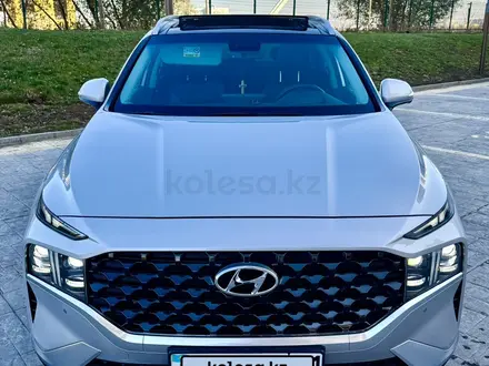 Hyundai Santa Fe 2021 года за 15 900 000 тг. в Астана – фото 12