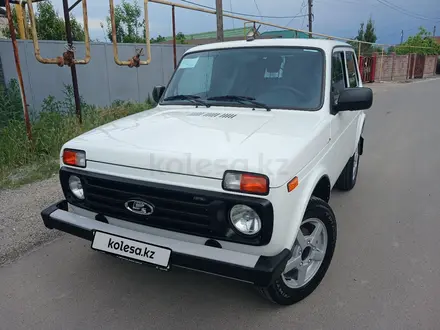 ВАЗ (Lada) Lada 2121 2021 года за 5 570 000 тг. в Алматы – фото 6