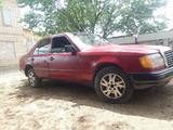 Mercedes-Benz E 230 1984 годаfor900 000 тг. в Тараз