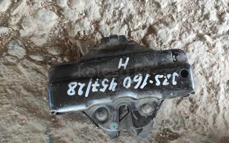 Замок капота aristo 160 за 10 000 тг. в Алматы