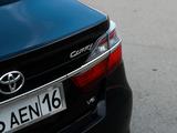 Toyota Camry 2015 года за 11 000 000 тг. в Семей – фото 3