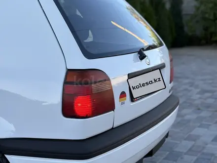 Volkswagen Golf 1995 года за 1 850 000 тг. в Тараз – фото 18