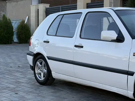Volkswagen Golf 1995 года за 1 850 000 тг. в Тараз – фото 15
