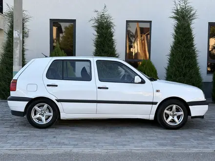 Volkswagen Golf 1995 года за 1 850 000 тг. в Тараз – фото 16