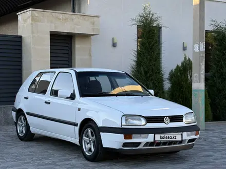 Volkswagen Golf 1995 года за 1 850 000 тг. в Тараз