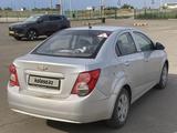 Chevrolet Aveo 2014 года за 2 900 000 тг. в Уральск – фото 4