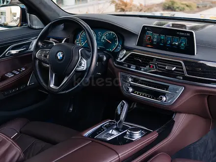 BMW 750 2015 года за 19 000 000 тг. в Астана – фото 6