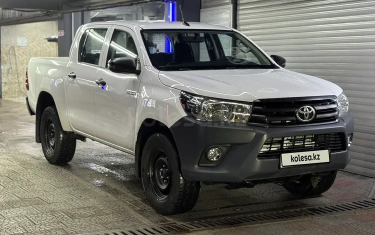Toyota Hilux 2017 года за 12 200 000 тг. в Алматы