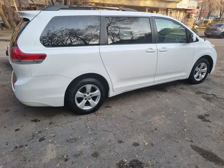 Toyota Sienna 2011 года за 11 000 000 тг. в Алматы – фото 6