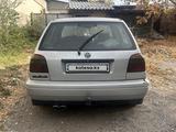 Volkswagen Golf 1997 года за 1 250 000 тг. в Алматы