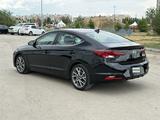 Hyundai Elantra 2020 года за 6 000 000 тг. в Актобе – фото 3