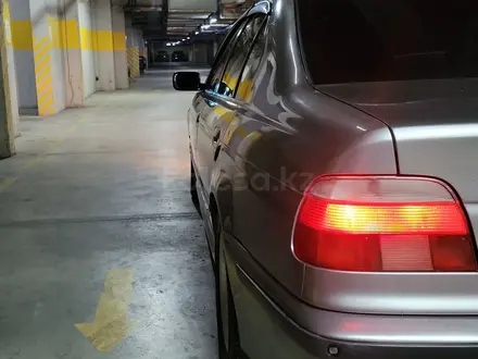 BMW 528 1998 года за 3 200 000 тг. в Алматы – фото 6