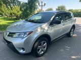 Toyota RAV4 2015 года за 7 700 000 тг. в Шымкент – фото 2