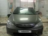 Toyota Camry 2005 годаүшін5 700 000 тг. в Астана – фото 3