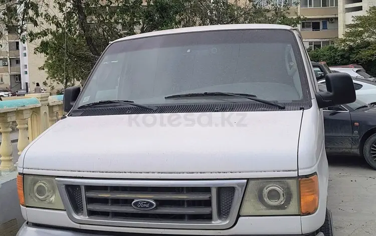 Ford Econoline 2004 года за 12 000 000 тг. в Актау