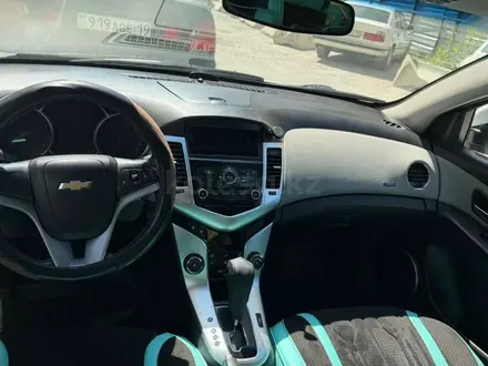 Chevrolet Cruze 2013 года за 2 850 000 тг. в Алматы – фото 11